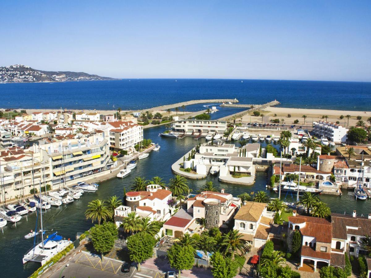 Requesens Canal