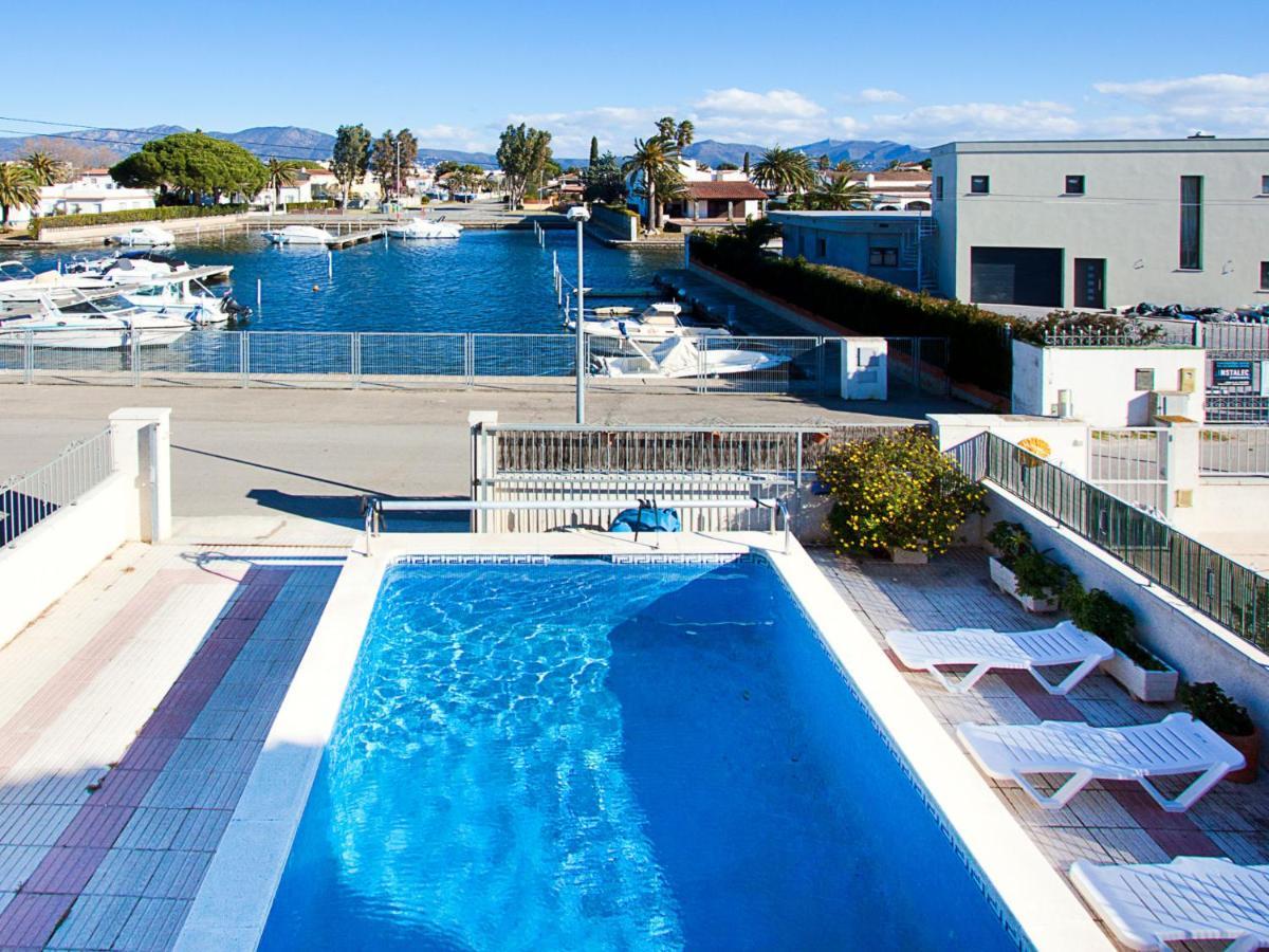 Requesens Canal Empuriabrava